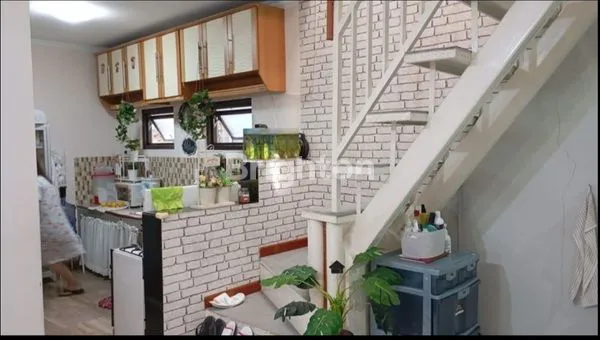 image RUMAH CANTIK TERAWAT NUSA HIJAU PERMAI CIMAHI  (5)