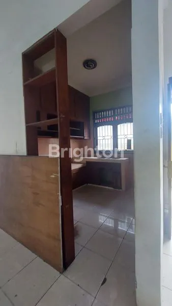 image RUKO DI LOKASI STRATEGIS DEKAT PUSAT BISNIS DI TIBUBENENG CANGGU BALI (7)