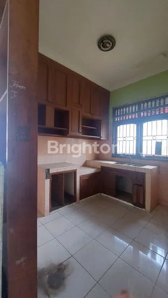 image RUKO DI LOKASI STRATEGIS DEKAT PUSAT BISNIS DI TIBUBENENG CANGGU BALI (3)