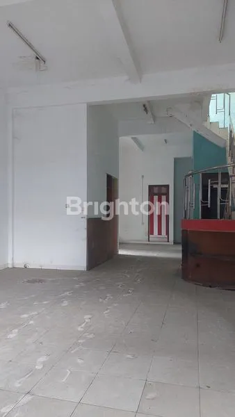 image RUKO DI LOKASI STRATEGIS DEKAT PUSAT BISNIS DI TIBUBENENG CANGGU BALI (5)