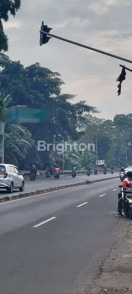 image GUDANG DENGAN AKSES JALAN UTAMA (5)