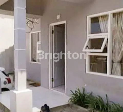 image RUMAH INDAH DAN MENARIK DI PERUMAHAN GRAHA DEWATA (2)