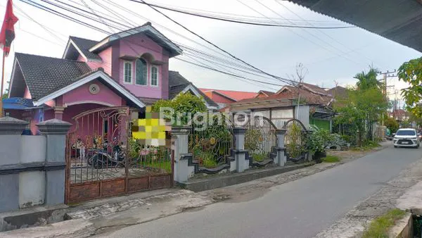 image RUMAH LUAS ASRI DAN CANTIK WONOREJO (1)