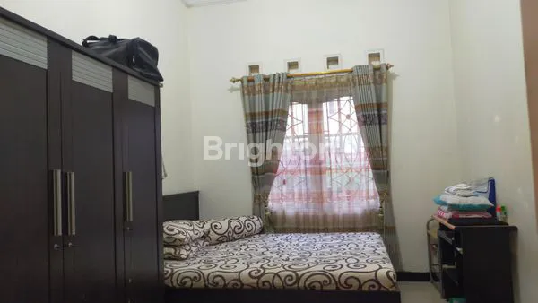 image RUMAH LUAS ASRI DAN CANTIK WONOREJO (3)