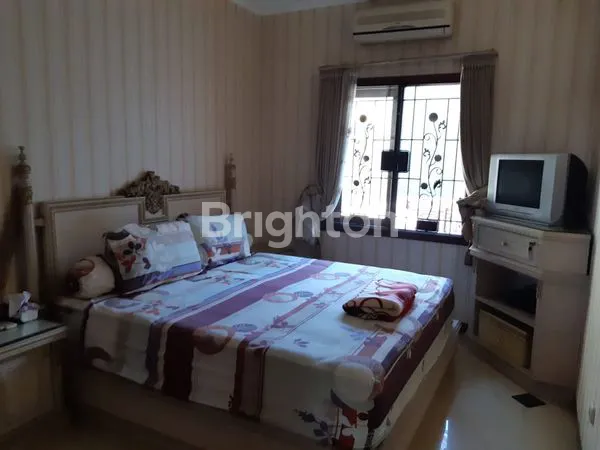 image DIAN ISTANA FULL FURNISED SBY BARAT SIAP PAKAI (4)