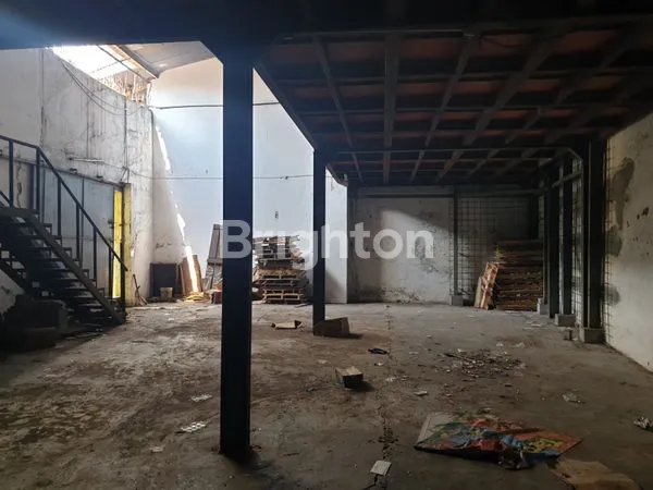 image GUDANG DAN KANTOR PINGGIR JALAN RAYA IMAM BONJOL PURWOSARI SEMARANG UTARA DEKAT QUEEN CITY MALL STASIUN TAWANG (6)