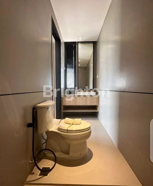 image RUMAH MEWAH  DI SHILA SAWANGAN (7)