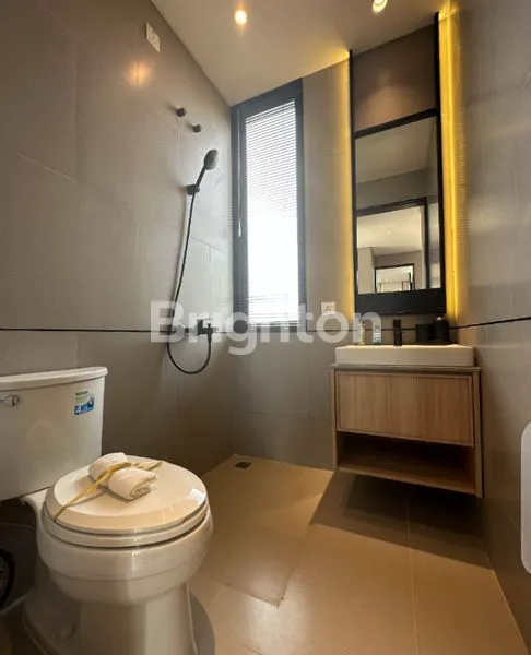 image RUMAH MEWAH  DI SHILA SAWANGAN (8)