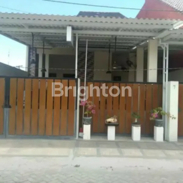 image RUMAH KOST SIAP PAKAI DEKAT ALUN-ALUN SIDOARJO DI PUSAT KOTA (1)