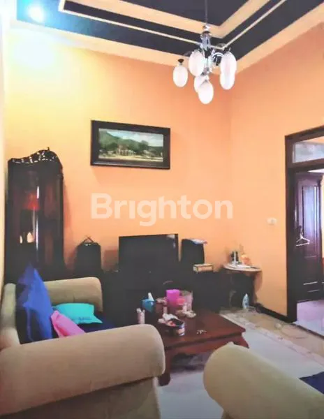 image RUMAH BAGUS SPEK TINGGI 1.5 LANTAI DI SAWOJAJAR KOTA MALANG (8)