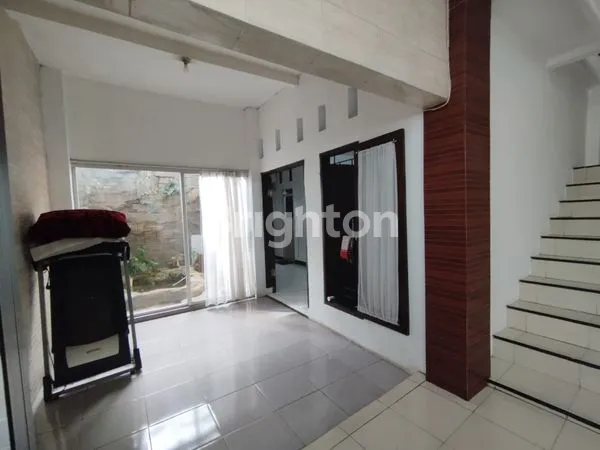 image RUMAH 2 LANTAI + BASEMENT MAIN ROAD PASIRIMPUN BANDUNG (7)