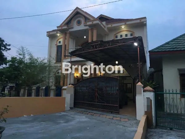 image RUMAH BESAR SIAP HUNI HARGA MURAH (8)
