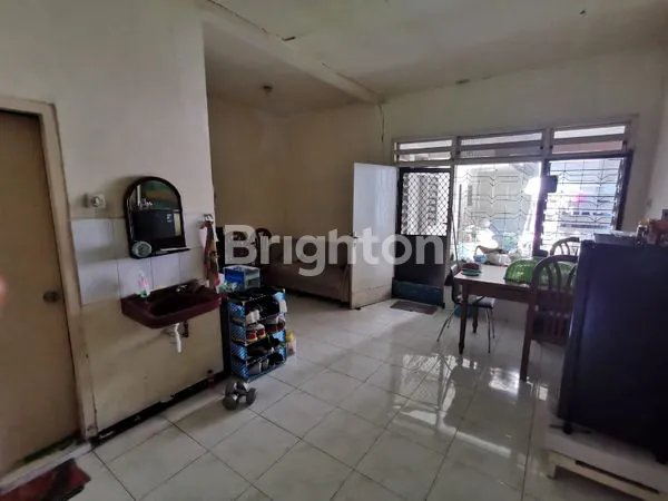 image RUMAH HITUNG TANAH MANYAR JAYA , LOKASI SANGAT BAGUS  (3)