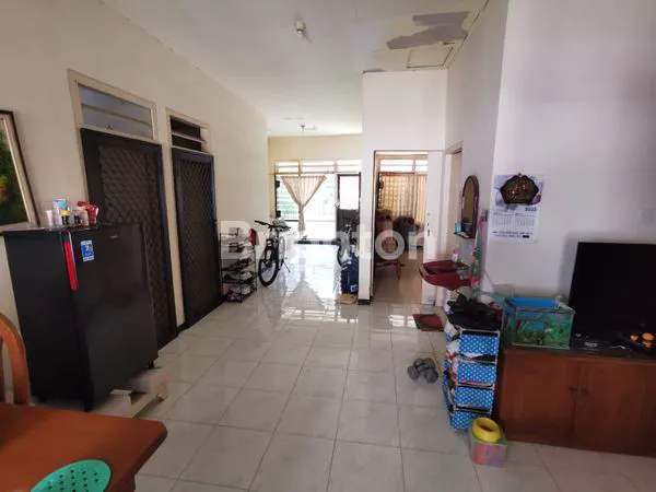 image RUMAH HITUNG TANAH MANYAR JAYA , LOKASI SANGAT BAGUS  (4)