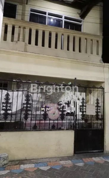 image RUMAH TENGAH KOTA, BANYURIP, SURABAYA (1)