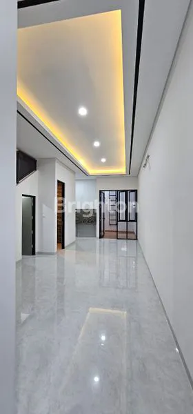 image RUMAH SUTOREJO UTARA (3)