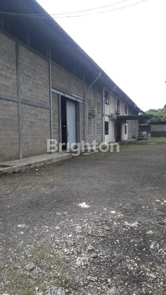 EX PABRIK GARMENT DI KAWASAN JATAKE TANGERANG