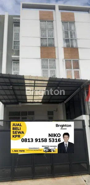 image RUMAH BARU 3LANTAI,LB 144M2,SHM,JALAN 2 MOBIL,GARASI 1 MOBIL,SELANGKAH PASAR DAN MALL (6)