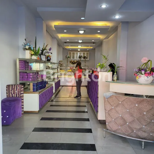 image TOKO & PABRIK KUE BERPRODUKSI (2)