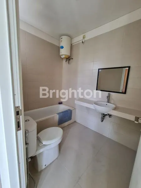 image RUMAH 2 LANTAI SIAP PAKAI DI BSB CITY. TERAWAT FULL FURNISHED. TINGGAL BAWA KOPER (5)