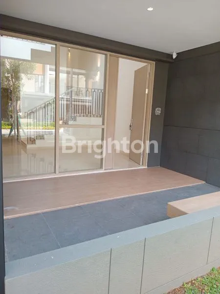 image TURUN HARGA RUMAH MEWAH DI NAVAPARK LEBAR 12 CLUSTER LAUREL BADAN (2)