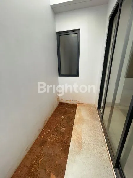 image RUMAH DI CLUSTER YUTHICA BSD (3)