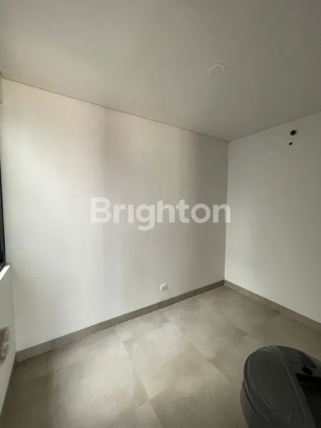 image RUMAH DI CLUSTER YUTHICA BSD (4)