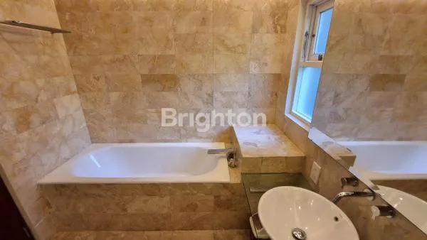 image VILLA MEWAH 3 KAMAR TIDUR DI JIMBARAN (7)