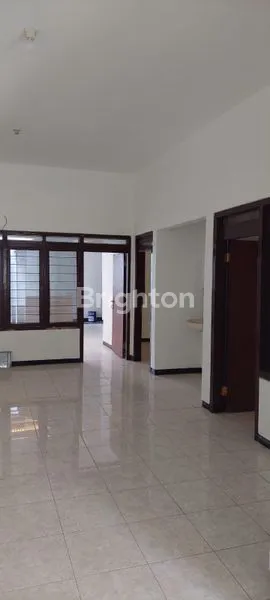image RUMAH BRATANG BINANGUN LOKASI STRATEGIS TENGAH KOTA (1)