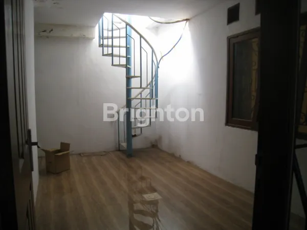 image DISEWAKAN RUMAH SIAP HUNI 2 KAMAR DI BABATAN PRATAMA, WIYUNG, SURABAYA (5)