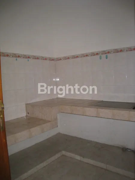 image DISEWAKAN RUMAH SIAP HUNI 2 KAMAR DI BABATAN PRATAMA, WIYUNG, SURABAYA (6)