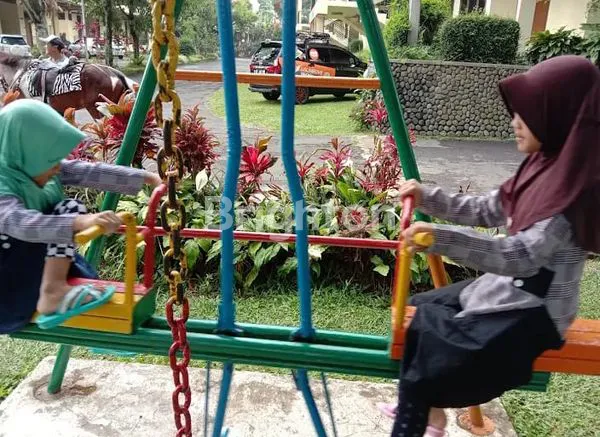 image VILLA MEWAH SEJUK LUAS CIPANAS PUNCAK KOTA BUNGA (7)