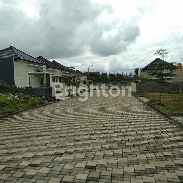 image RUMAH ASRI MINIMAL LOKASI STRATEGIS DEKAT TOL MALANG, PERUMAHAN BUKIT INDAH PERMAI TIPE AMARYLLIS (4)