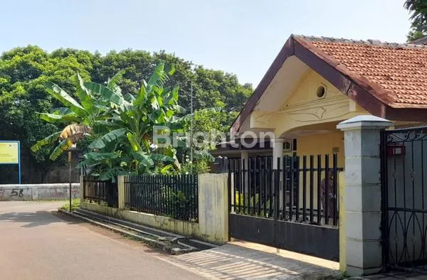image RUMAH LAMA LOKASI STRATEGIS, TURUN HARGA DI KOMPLEK PLN/PNG CAKUNG JAKARTA TIMUR (2)