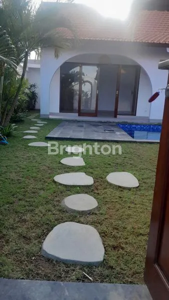 image HUNIAN NYAMAN DEKAT PANTAI SESEH BADUNG BALI (2)