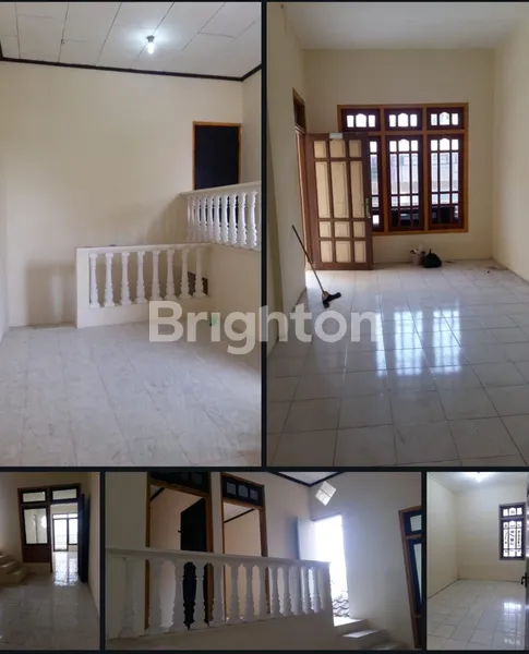 image RUMAH 2 LANTAI DI JALAN GELATIK GKA GRESIK (1)