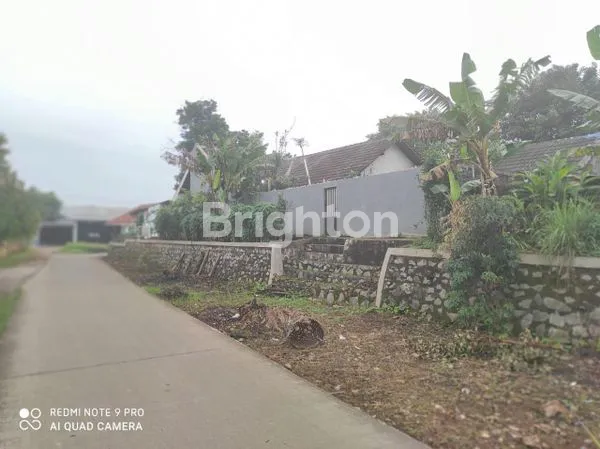 image TANAH DAN BANGUNAN DI KAWASAN KOMERSIL (3)