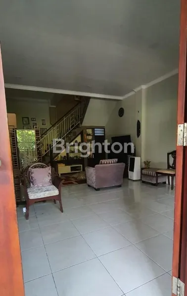 image RUNGKUT ASRI SELANGKAH DARI MERR SIAP HUNI MINIMALIS (3)