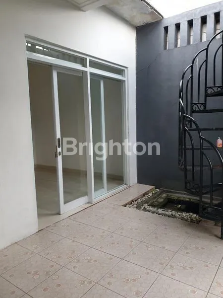 image HUNIAN NYAMAN DAN ASRI DALAM KOMPLEK (7)