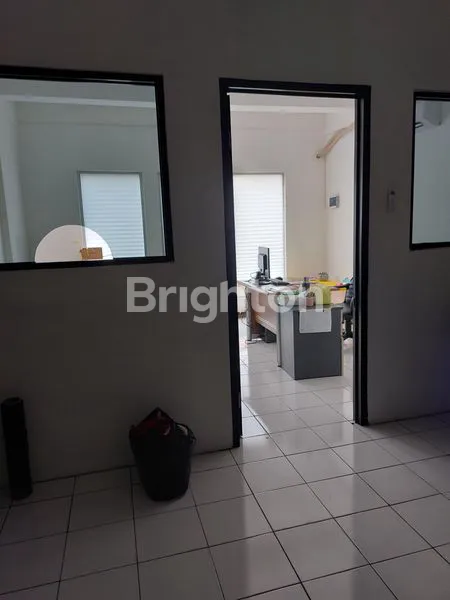 image RUKO SIAP PAKAI 4 LANTAI RUKAN PERMATA GADING (5)