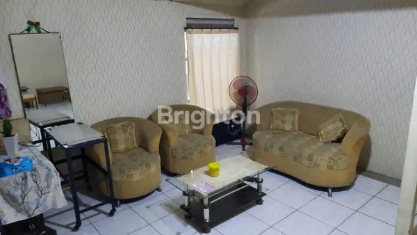 image RUMAH PINGGIR JALAN (2)