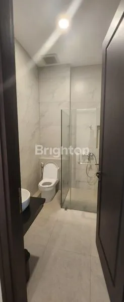 image RUMAH NEW BRAND CAKEP JARANG ADA DI GADING KIRANA KELAPA GADING (5)