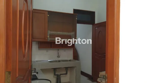 image ROW 3.5 MOBIL ONE GATE 2 LT SEPERTI BARU FURNISH. DHARMAHUSADA REGENCY,DHARMAHUSADA INDAH,WISMA PERMAI,SUTOREJO PRIMA SELATAN,MULYOSARI UTARA,BABATAN PANTAI,MANYAR KERTOADI,MANYAR KERTOARJO,KERTAJAYA INDAH,PAKUWON CITY PURI ASRI GRIYA ASRI,TAMAN MUTIARA (4)