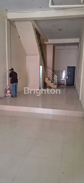 image RUKO DI KOMPLEK DANAU SINGKARAK. (2)