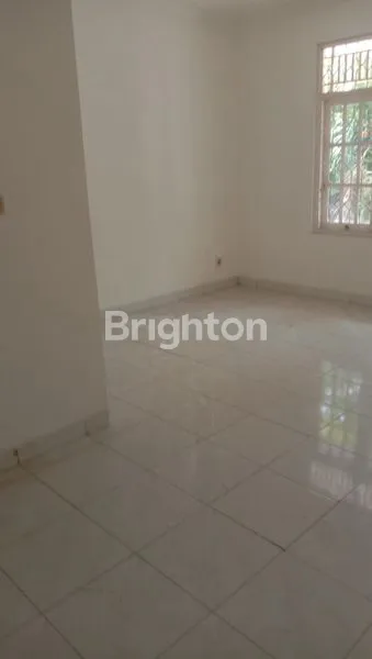 image DISEWAKAN RUMAH BINTARO 3 KURICANG (3)