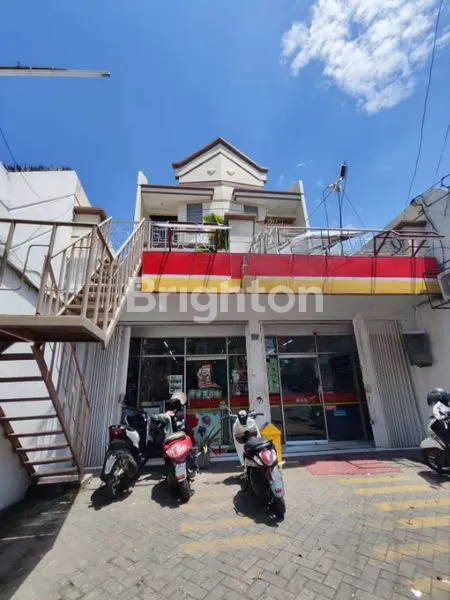 image RUKO 3 LANTAI DAN RUMAH DI BELAKANG RUKO SIAP PAKAI DEPAN NOL JALAN RAYA (1)