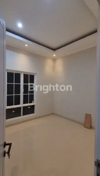 image RUMAH BANGUNAN BARU SIAP HUNI DI JALAN PUSPITEK BSD (3)