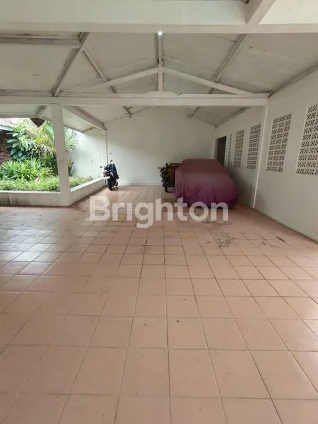 image RUMAH LUAS  2 LANTAI SAWANGAN PERMAI DEPOK (7)