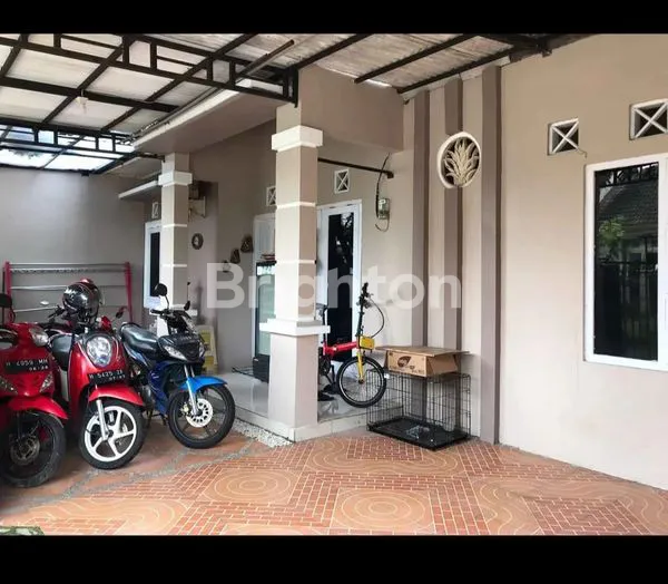 image RUMAH MODERN MINIMALIS SIAP HUNI DI W. MONGONSIDI SEMARANG (2)