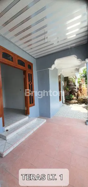 image RUMAH ASRI 2LT JALAN JALAK MADIUN (2)